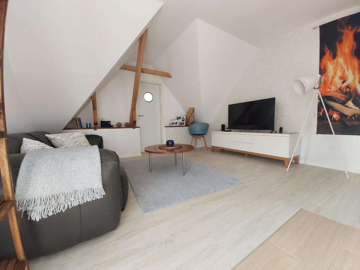 Backstage Apartment Kiel-Holtenau Kültér fotó